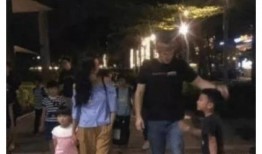 爆料爸爸秘密视频,一段意外曝光的家庭视频引发热议
